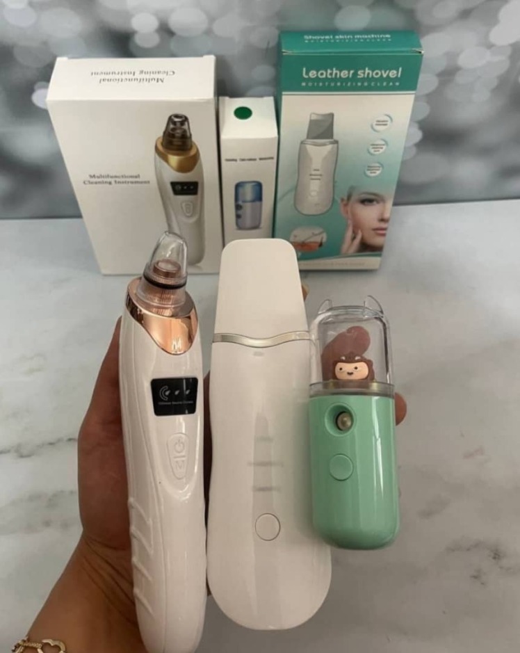 راهنمای انتخاب بهترین ابزارهای مراقبت پوست — درمارولر، میکرودرم و پک فیشیال